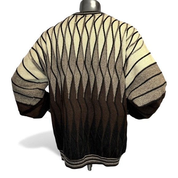 Bachrach Men's Cream and Brown Crewneck Sweater - Picture 2 of 4